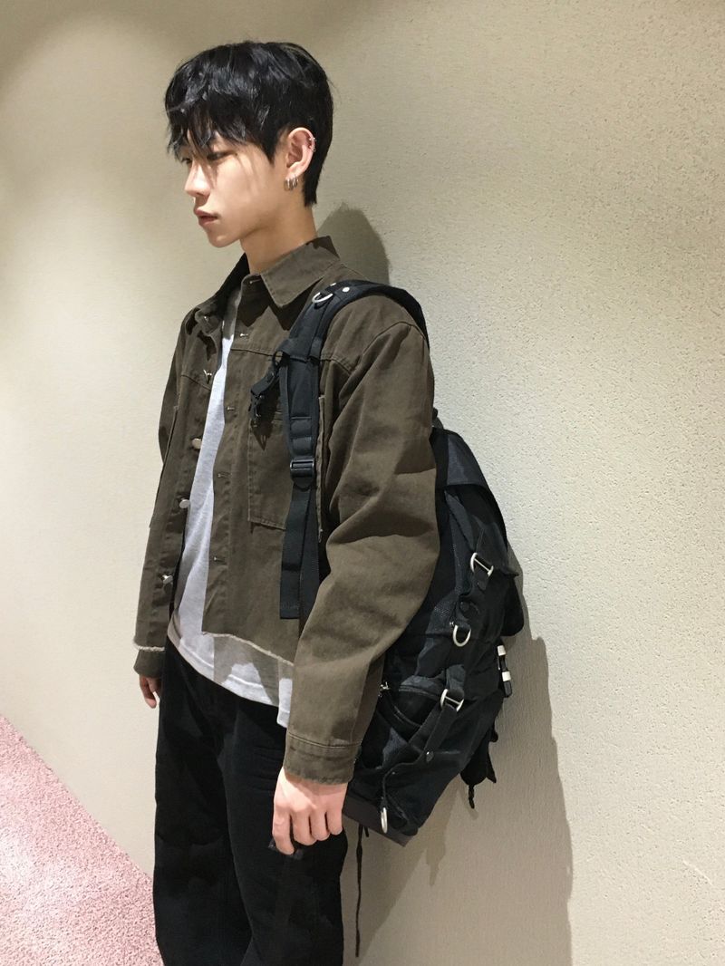 DISCERNMENT（ディサーンメント）の「TLデニム クロップ シャツ ジャケット2C（ジャケット/アウター）」