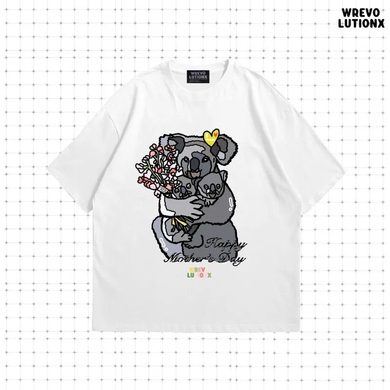 WREVOLUTIONX by WooLeeX（レボリューションエックス バイ ウーリーエックス）の「Mama Koala T-Shirt (White/Crepe Pink)（Tops）」