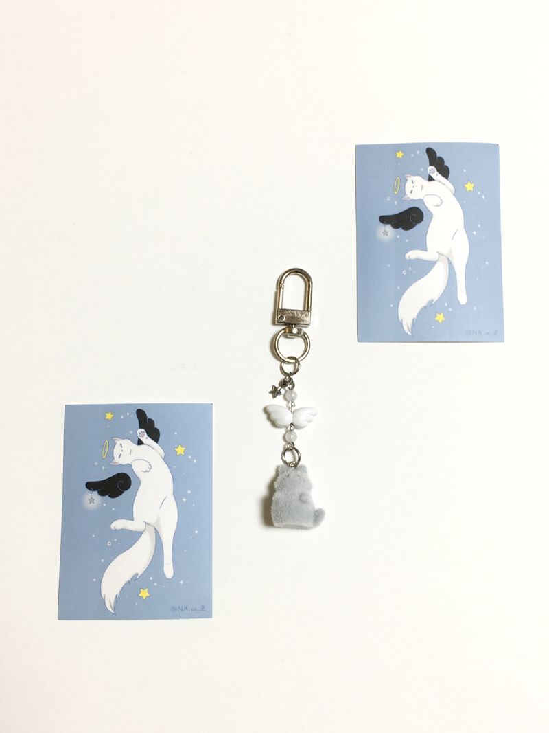Angel cat keyring