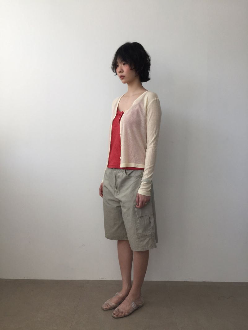 French punched button sleeveless top (4color)