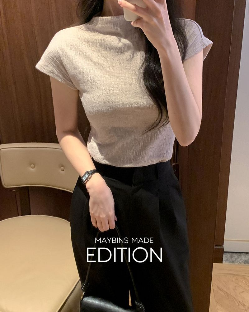 [MADE] Classy half‑neck wrinkle T‑shirt