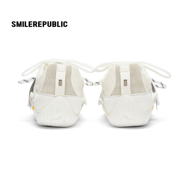 White Dalmatian Spot Hair Detail Low Top Casual Sneakers, Unisex Shoes
