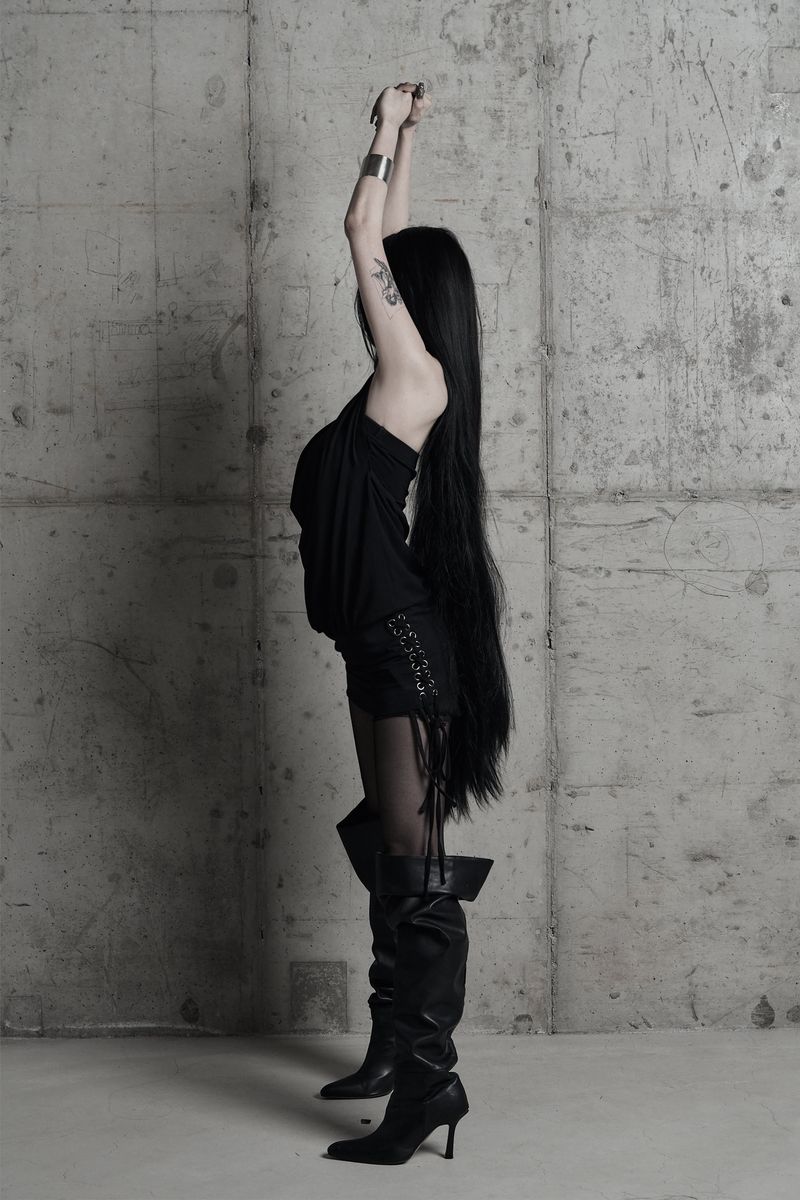 [label] cowl-neck side lace-up one-piece BLACK