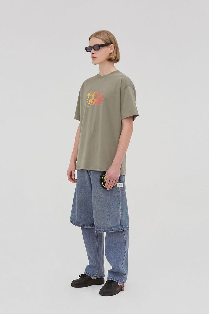 Flame Bear Tee_Wood Grey