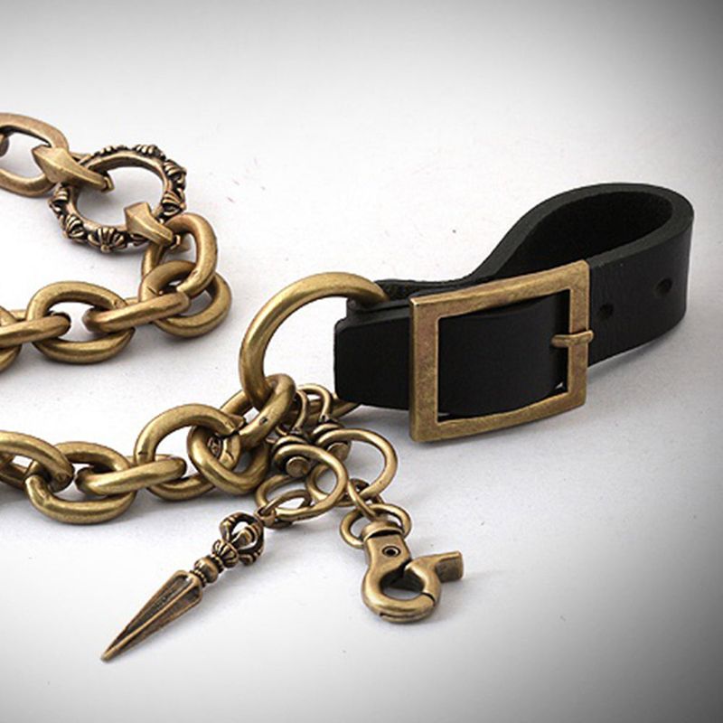 SVC-530 Antique Gold Leather Short Keychain