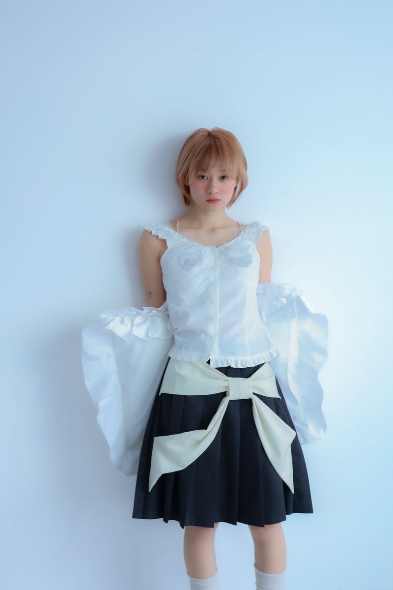 LMpatch frillblouse(white)