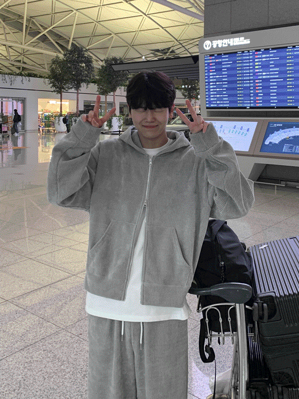WHAT A LOOK（ワット ア ルック）の「 Velvet corduroy hooded zip up（Tops）」