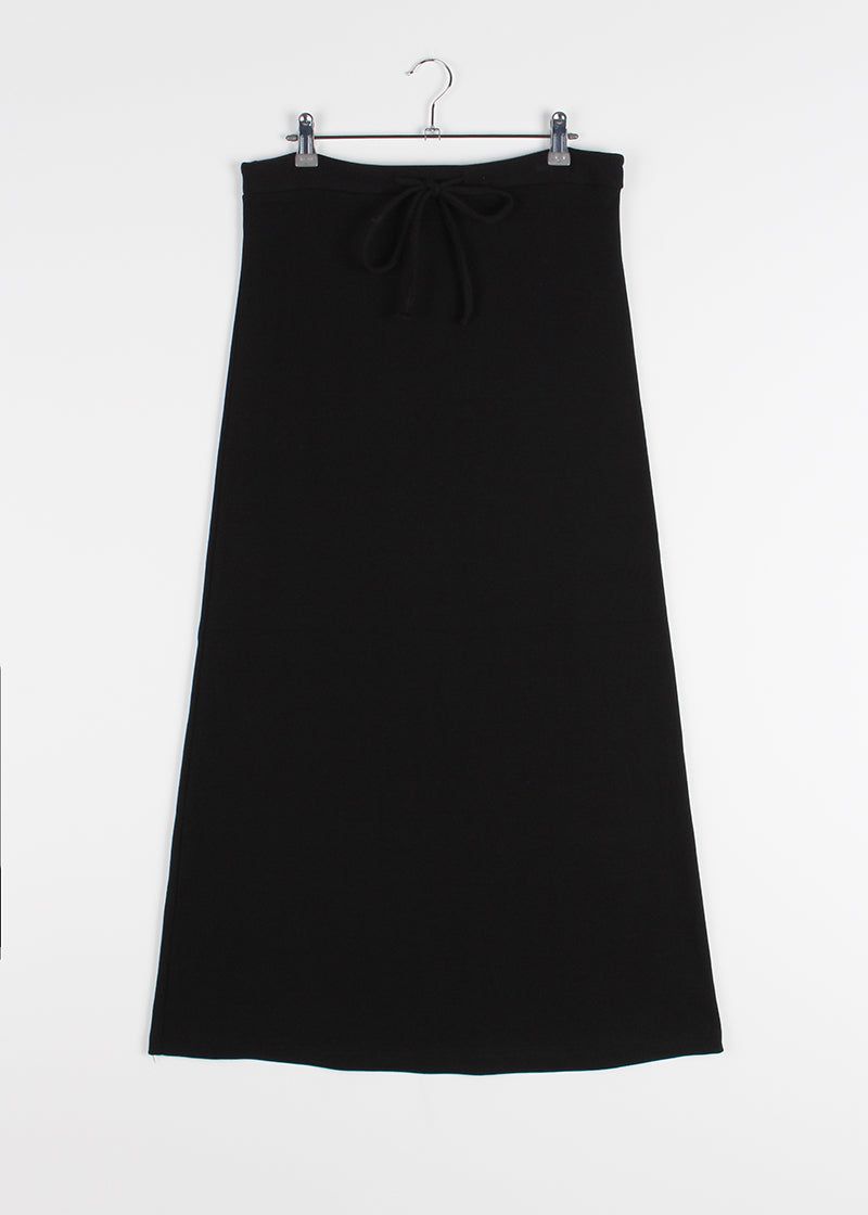 LOW FLOW LONG SKIRT