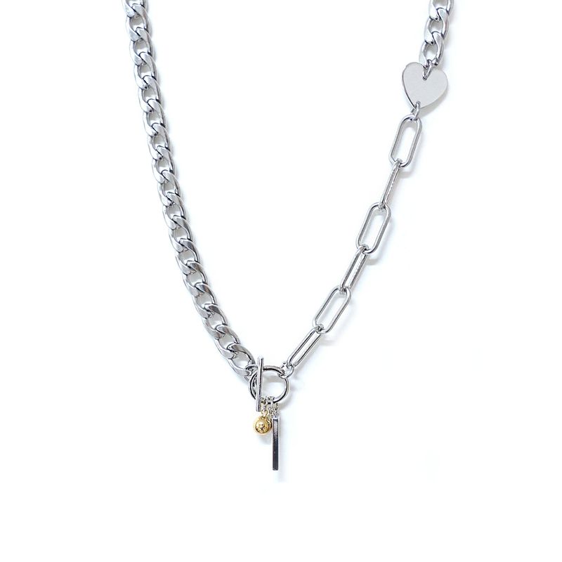FAVORITE TOGGLE NECKLACE