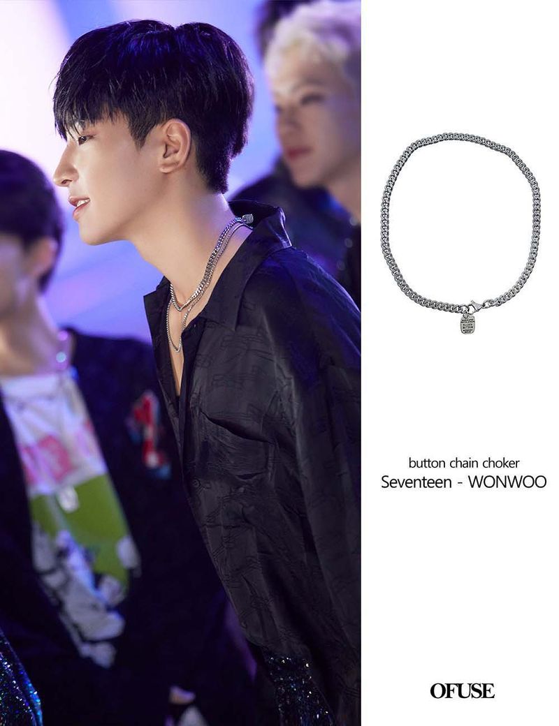 button chain choker