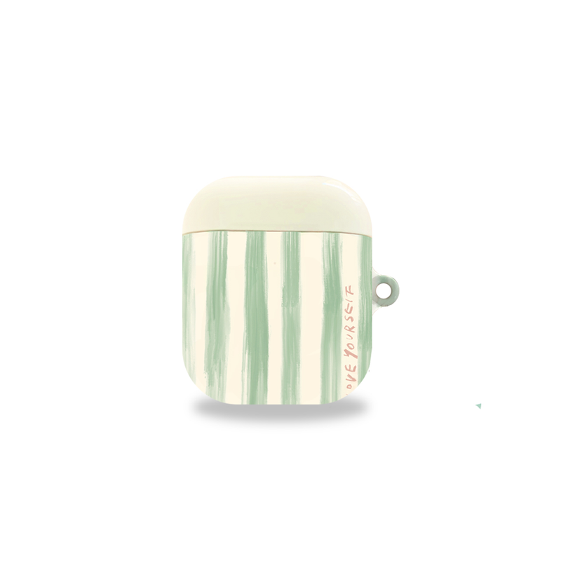 LOUMOI(ロウモイ)の「エアポッズ・バッズケース _ グリーンレター(スマホグッズ/小物)」
