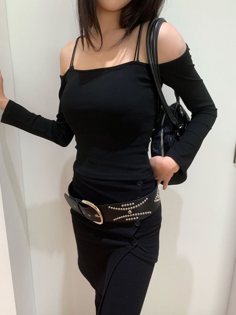 Lia Inner-Cap Off Shoulder Strap Top