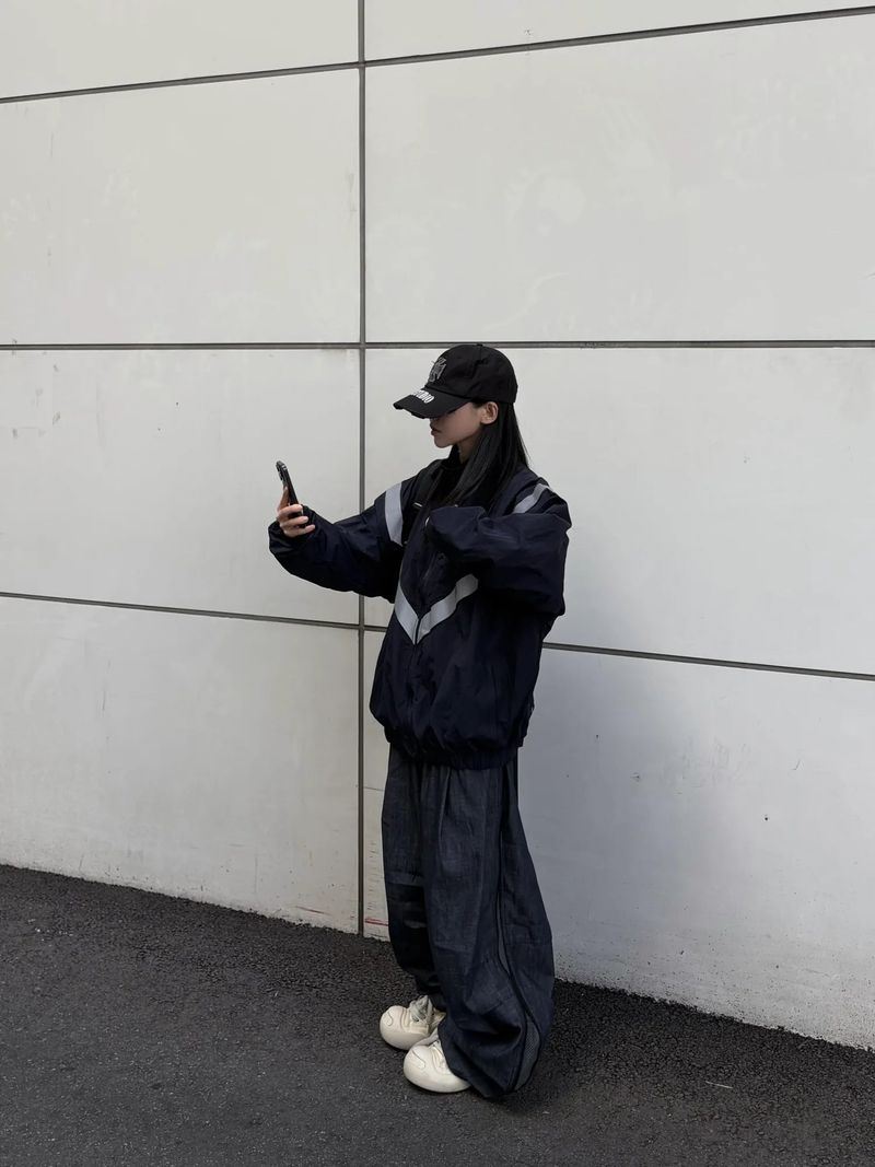 army v windbreaker
