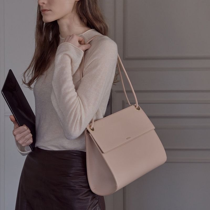 STILL Bag (Salmon Beige)