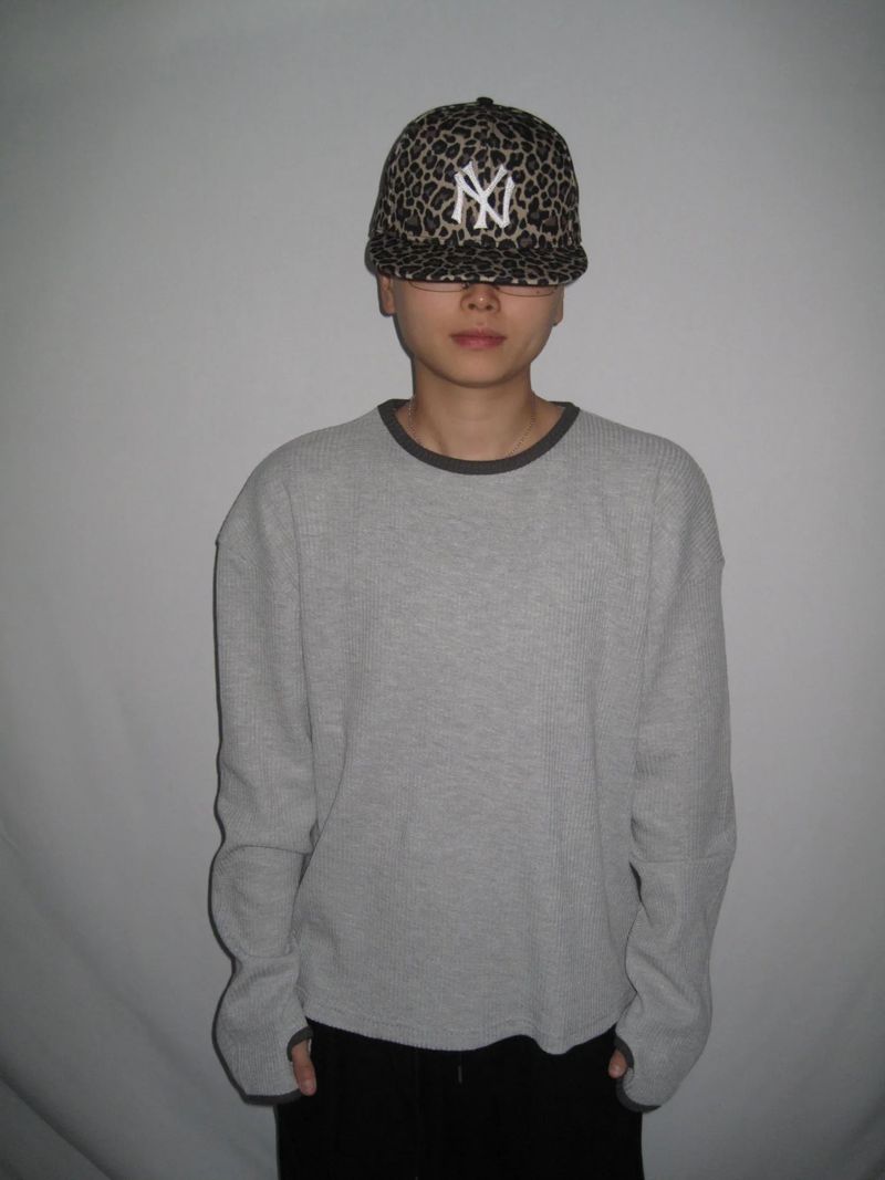 Mokey（モーキー）の「Round Waffle Hand Warmer Long Sleeve(4c) （Tops）」