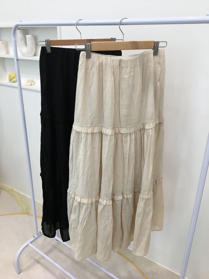 eye frill skirt