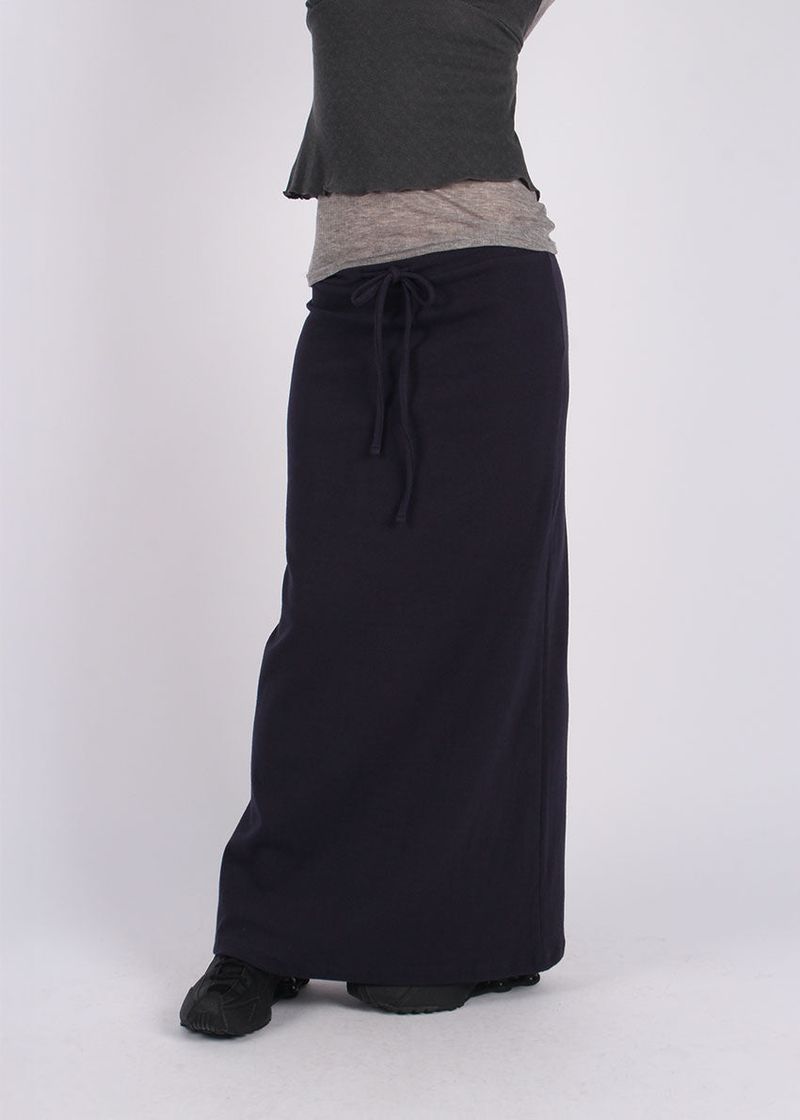 LOW FLOW LONG SKIRT