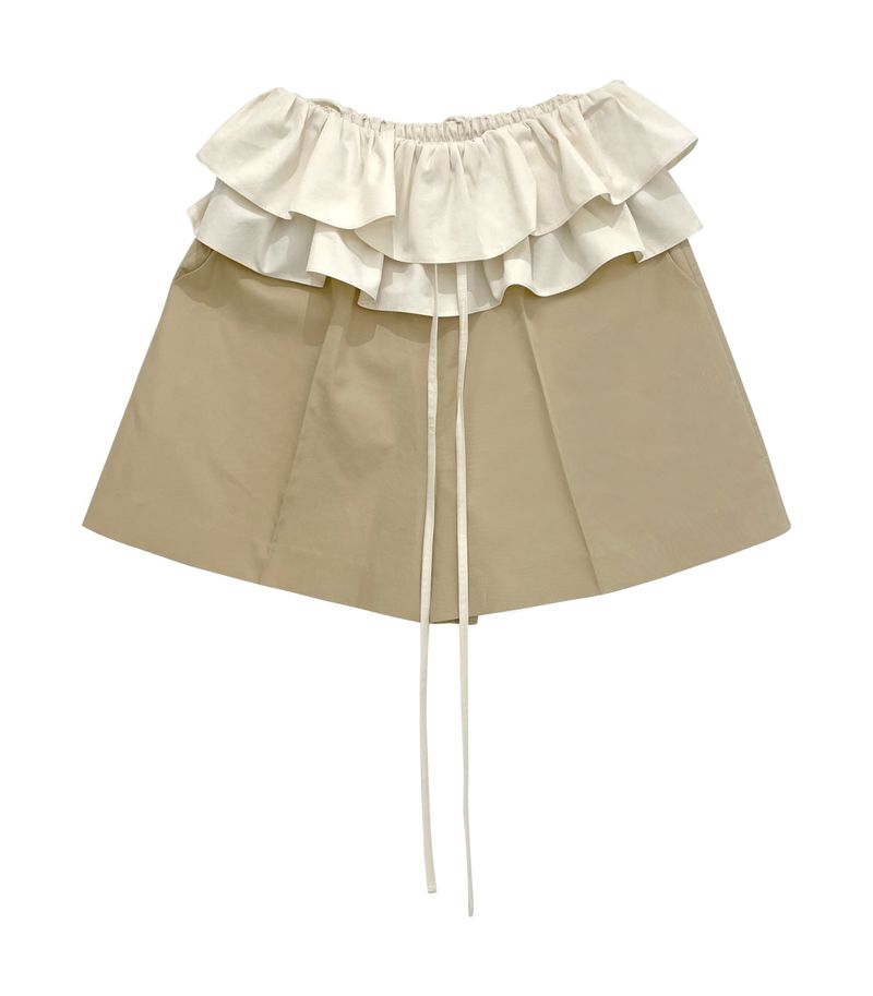 Ruffle detail shorts