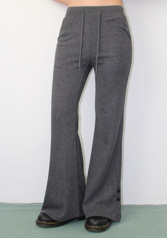 RIBBED BUTTON BOOTCUT PANTS