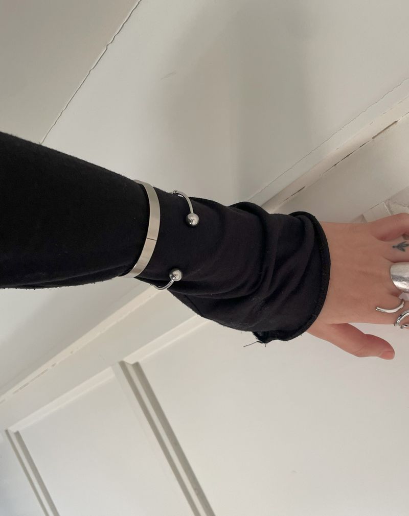[MADE] Pierce Ball Bangle