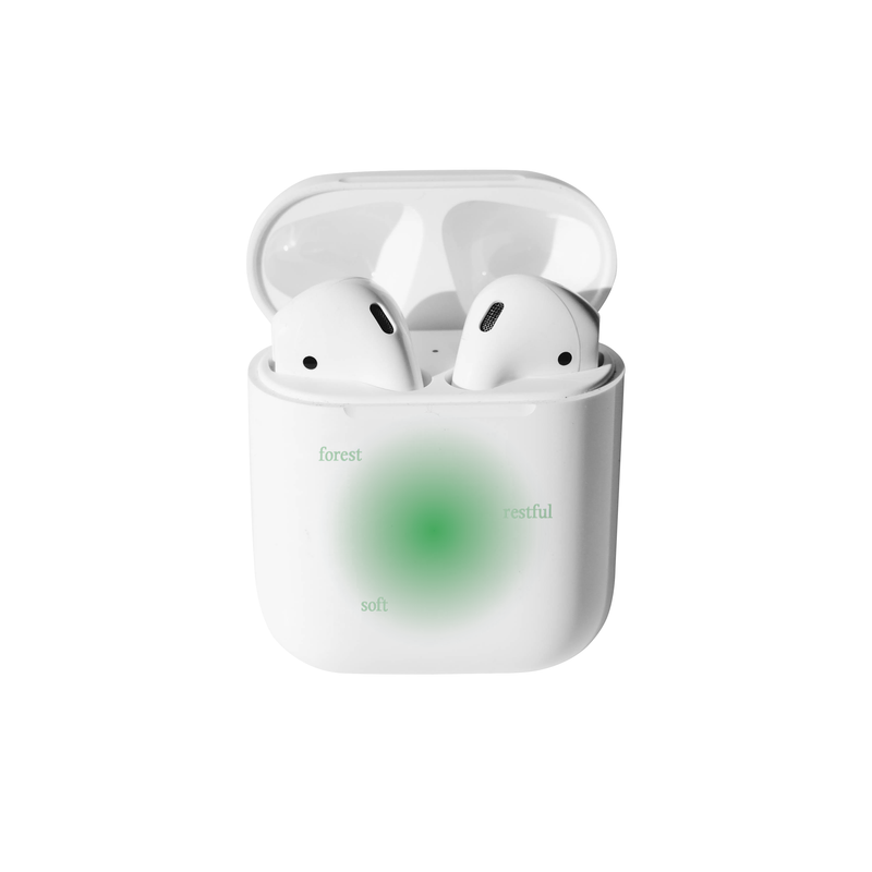 tiny weather(タイニーウェザー)の「cheek AirPods case-forest(Smartphone Accessories)」