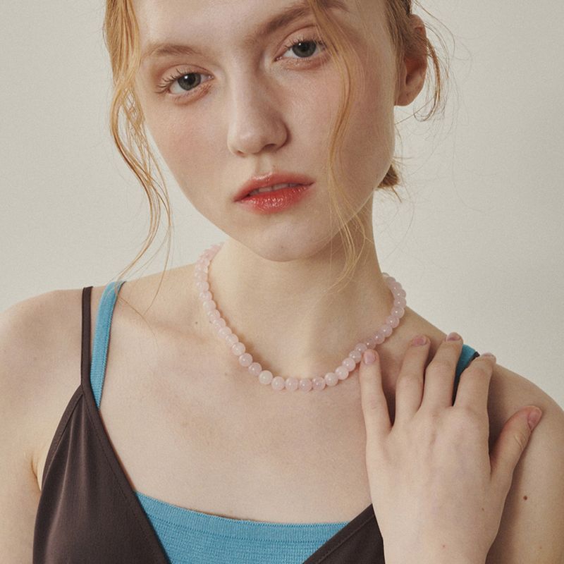 Melly&Rose(メリーアンドローズ)の「Rose Gemstone Necklace(Accessories)」