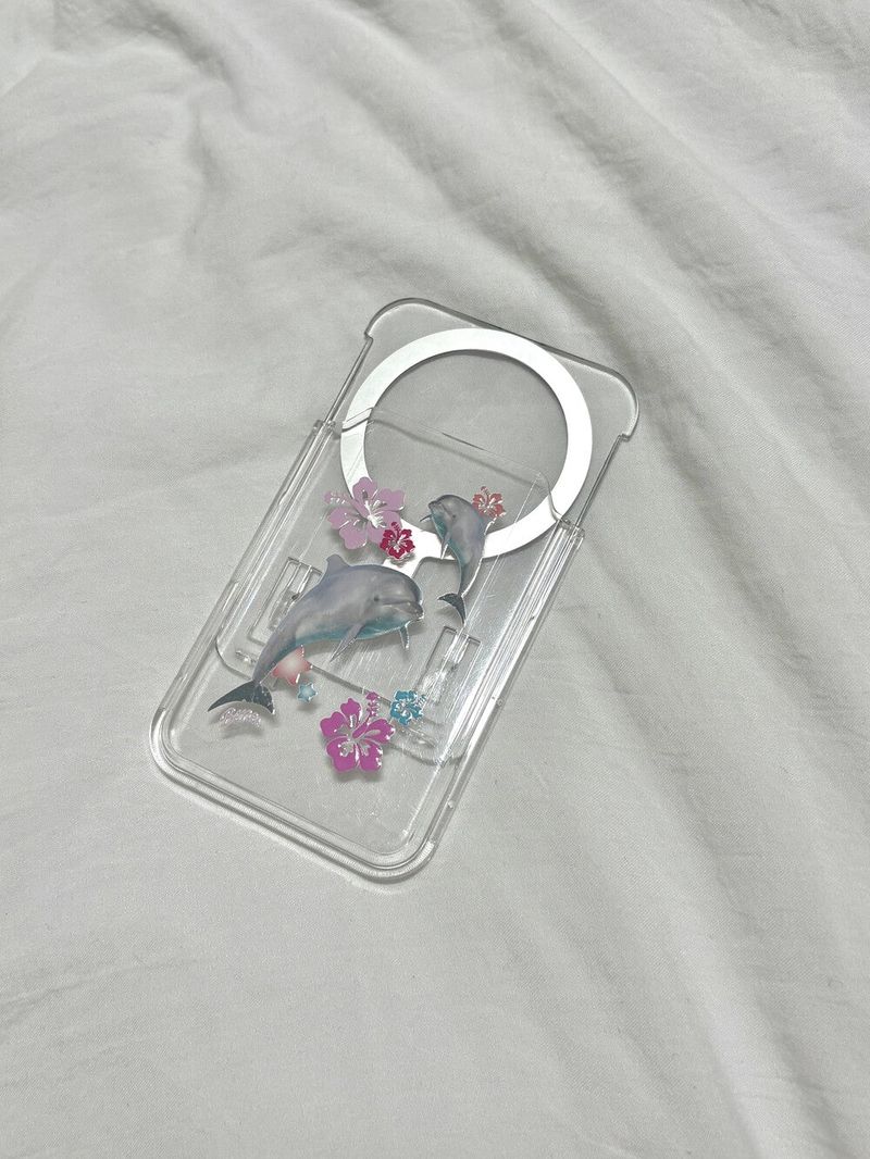 Dolphin MagSafe Card Wallet