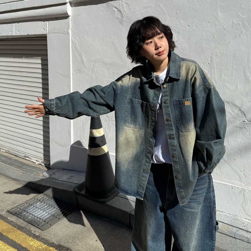 HundoP（ハンドピー）の「Oversized Vintage Denim Work Shirt（Tops）」