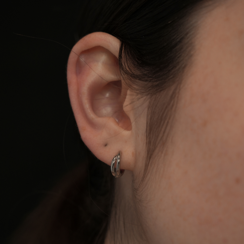 Chérie（シェリー）の「microssy pierce（Accessories）」