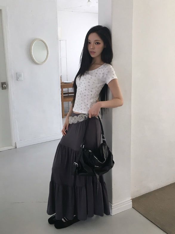 エルタパンチングフラワー半袖Tシャツ