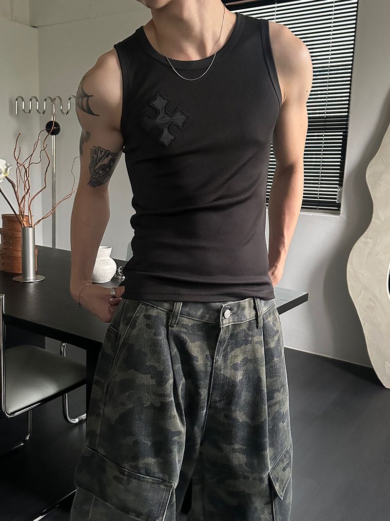 LAURANT（ロラン）の「Cross muscle fit sleeveless(2color)（Tops）」