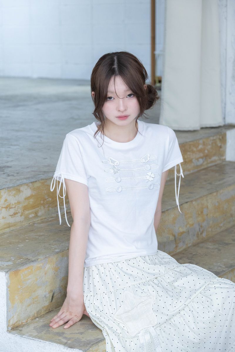 LITALMUTE（リタルミュート）の「napoleon bottan tee(white)（Tops）」