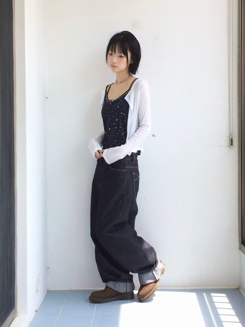Dawn Star button sleeveless