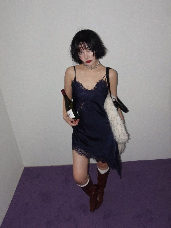 VIVIC（ビビク）の「LACE SATIN UNBALANCE SLIP MINI DRESS (NAVY)（Dresses）」