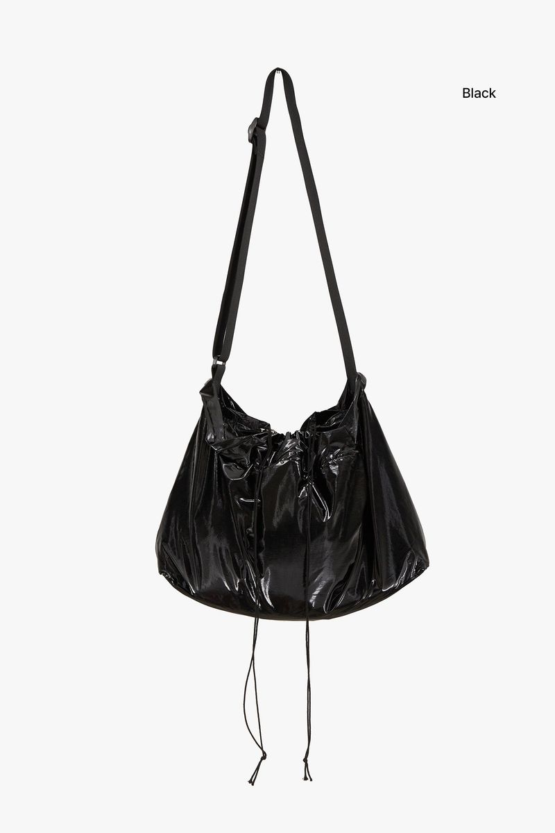 Spotlight glossy cross bag