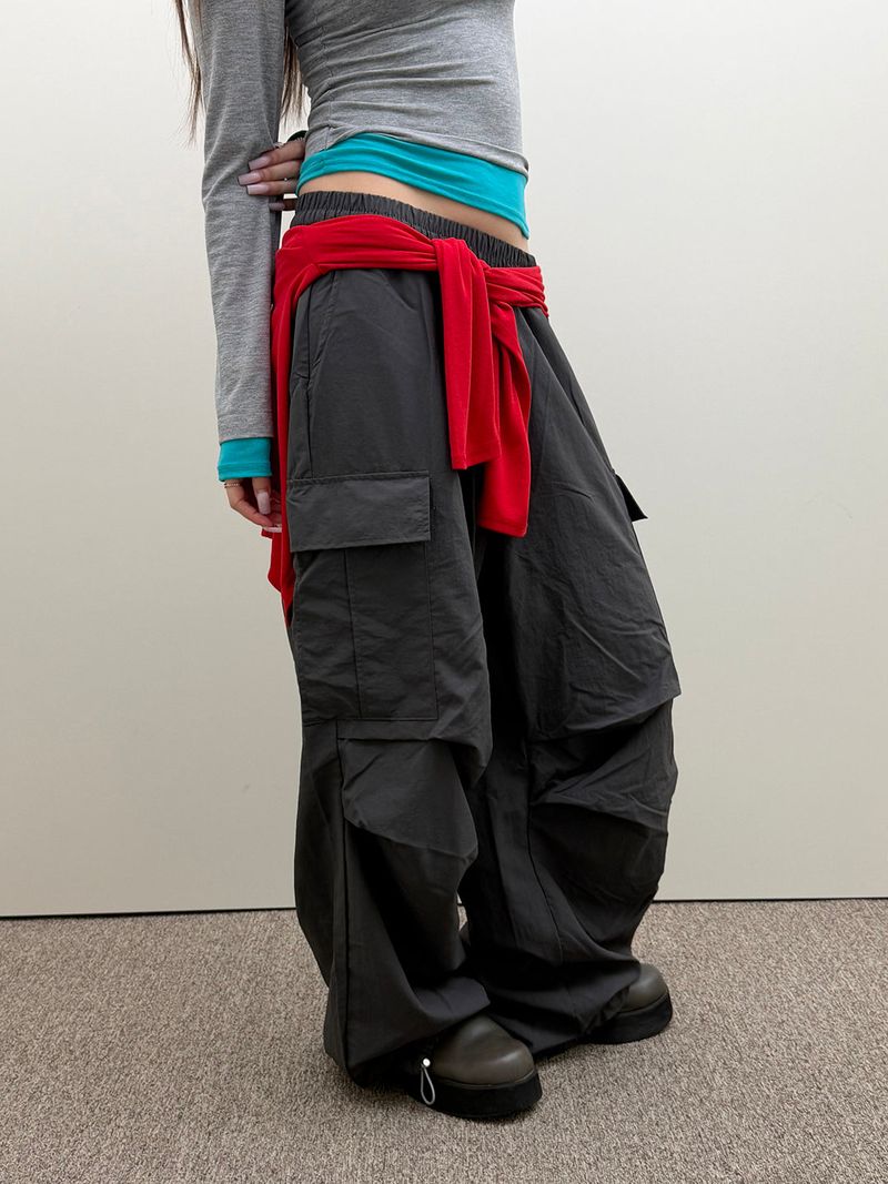 MUZESEOUL(ミューズソウル)の「Daily nylon wide cargo pants(3color)(Pants)」
