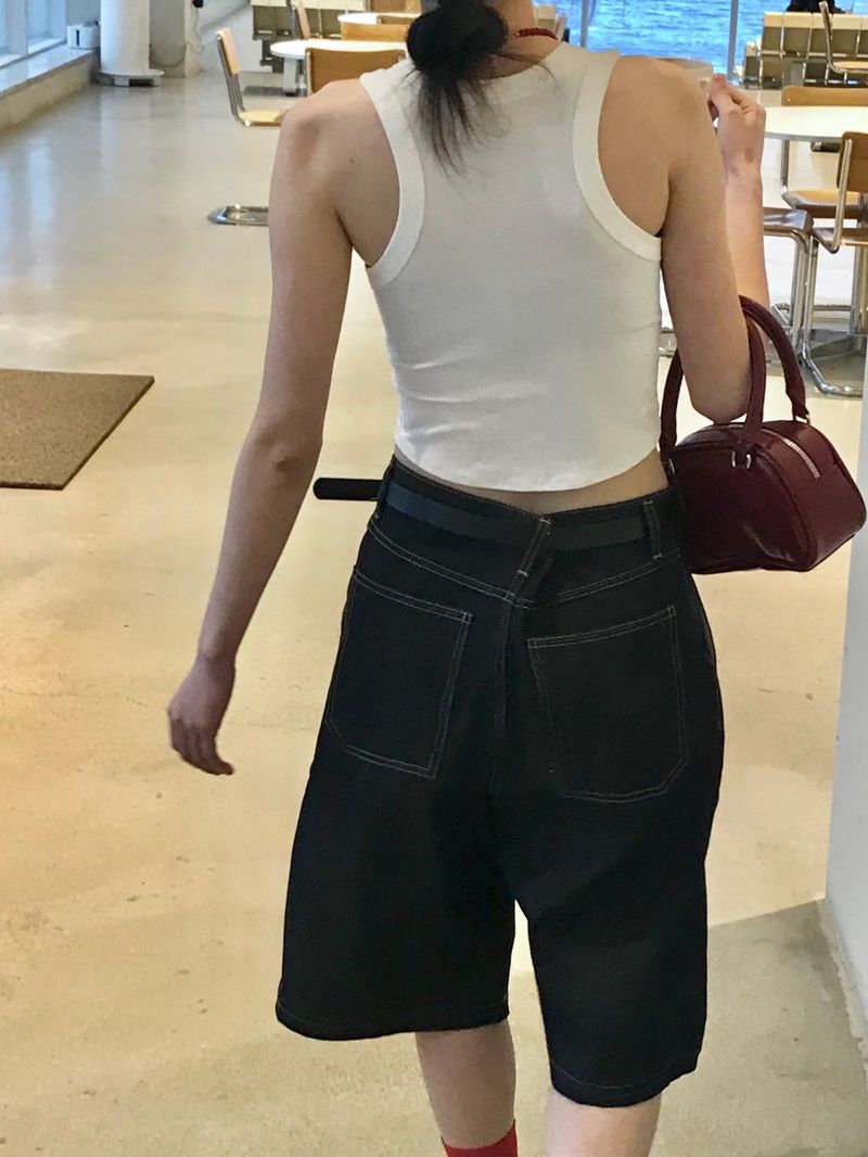 Neila sleeveless