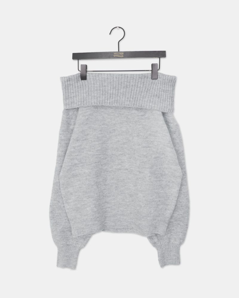 Jeune Off-Shoulder Loose-Fit Long Sleeve Knit