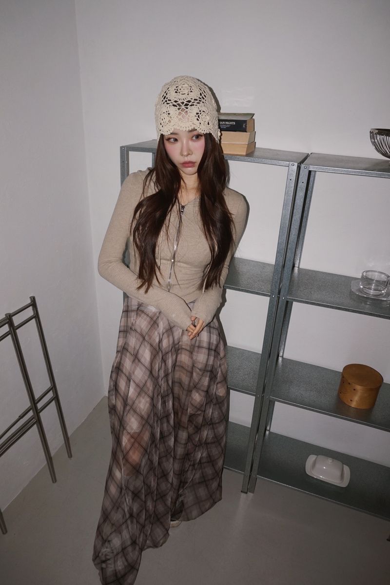 Knit Flower Bucket Beanie