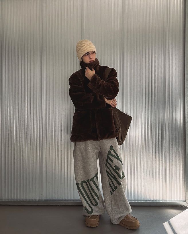 Journey Lettering Brushed Balloon Sweatpants