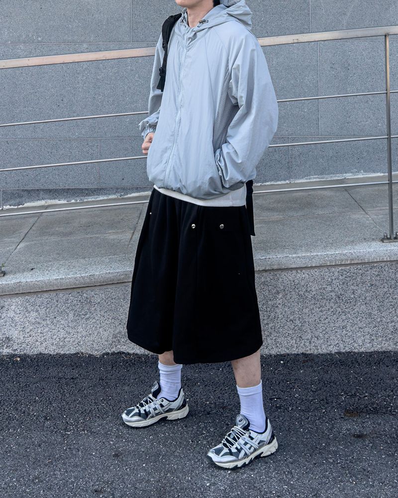 Insert Mesh Hood Windbreaker