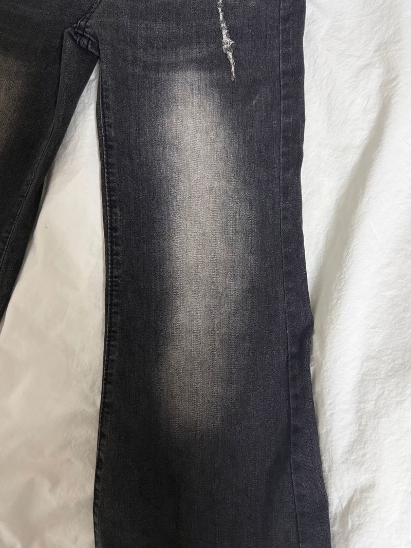 black boots cut pt