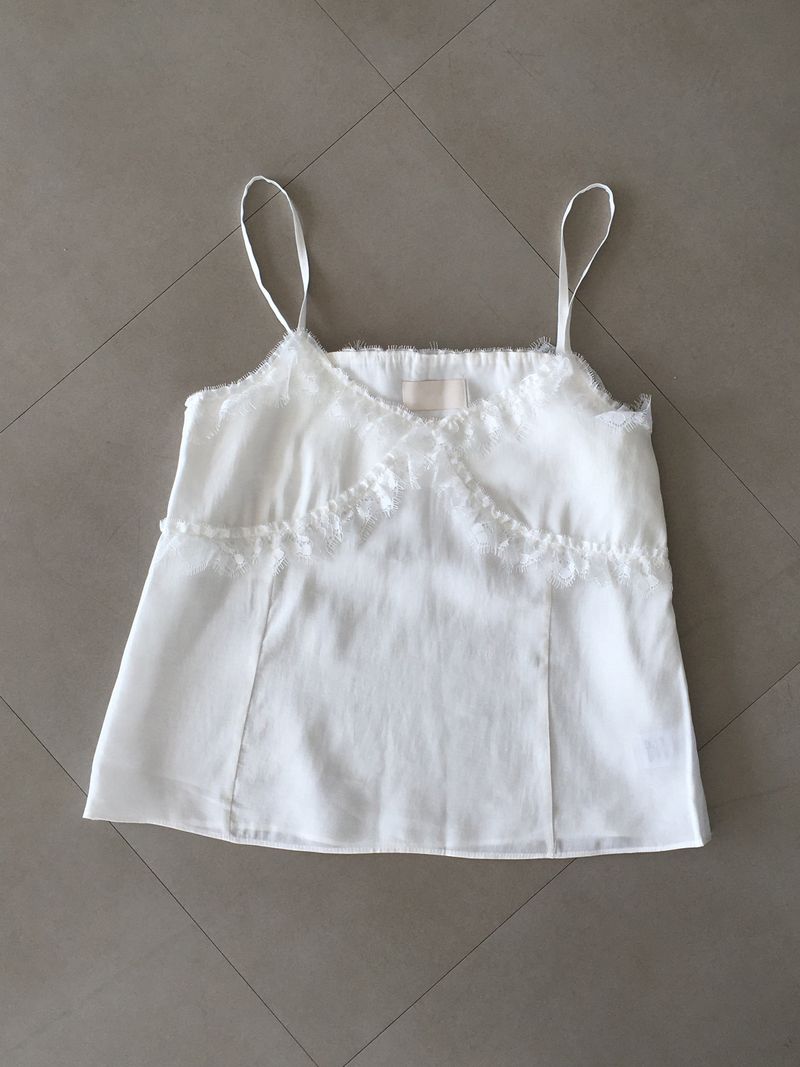 Lunel Lace Sleeveless Top
