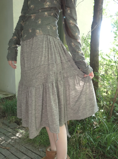 bold shirring skirt