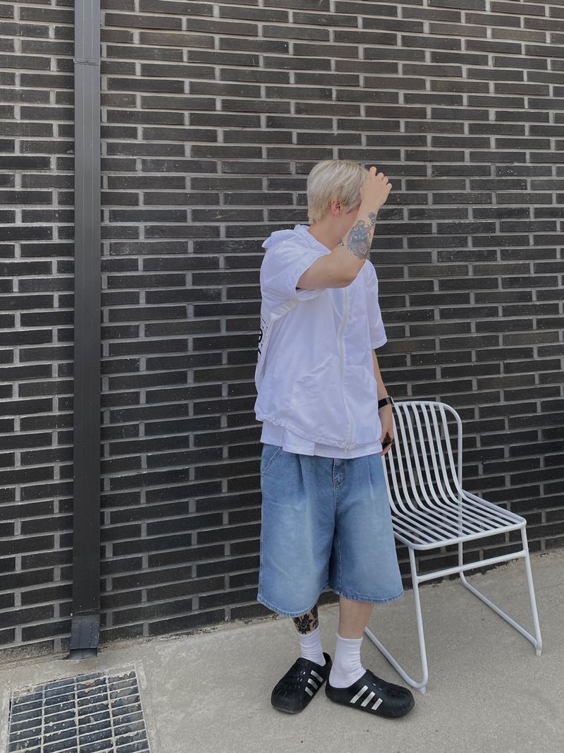 Zino Washed Denim Bermuda Pants 2C