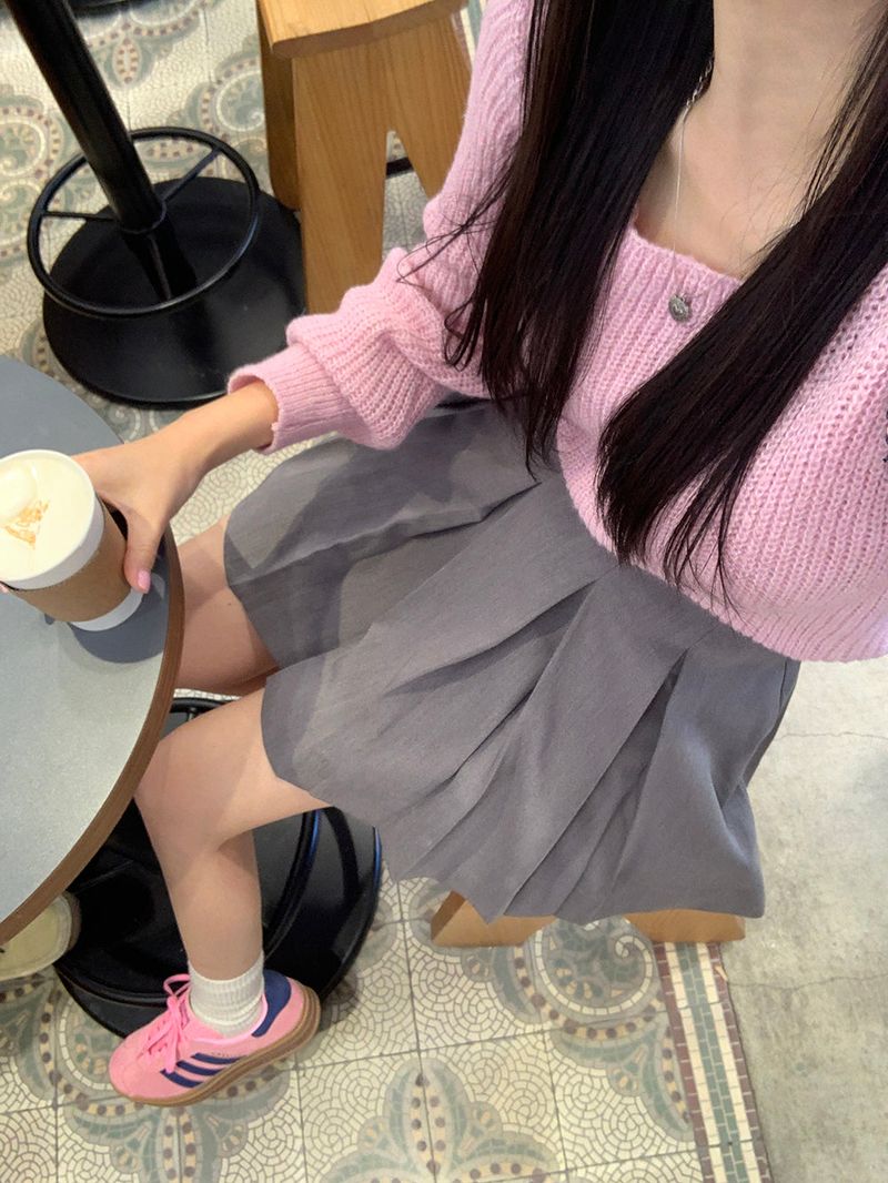 [MADE] Peto Pintuck Mini Skirt