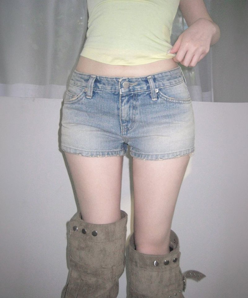 meego（ミーゴ）の「vintage wash denim shorts（Pants）」