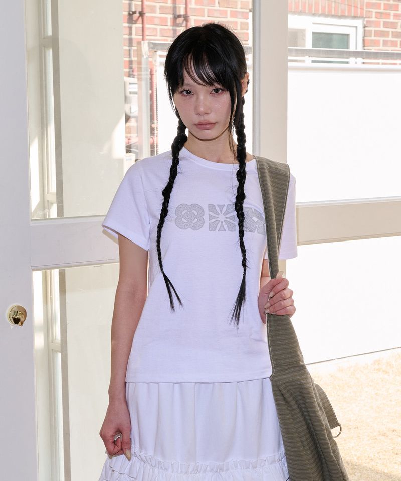 ITZAVIBE（イッザバイブ）の「LACE FLOWER T SHIRT - WHITE（Tops）」