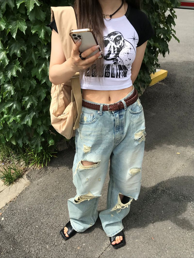 Selene crop T