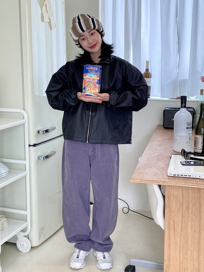 Lucid washing wide pants 